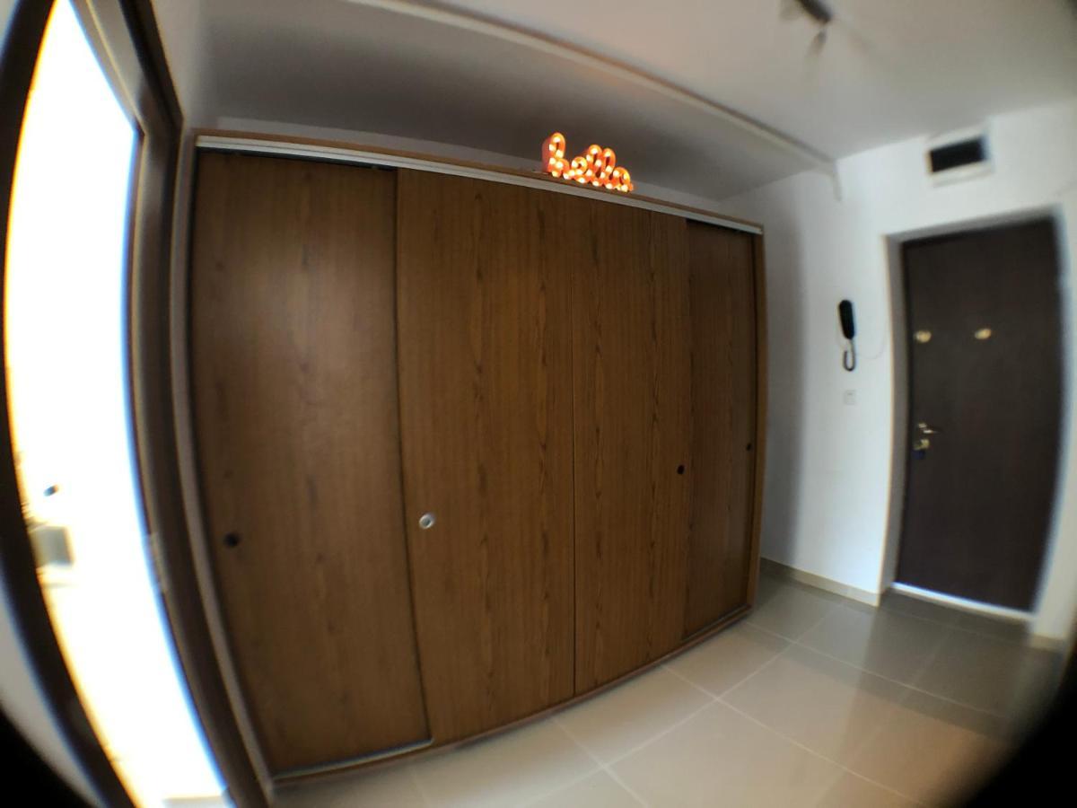 Le Garcon De Cristina-Simple,Quiet,Spacious Studio Bucharest Exterior photo