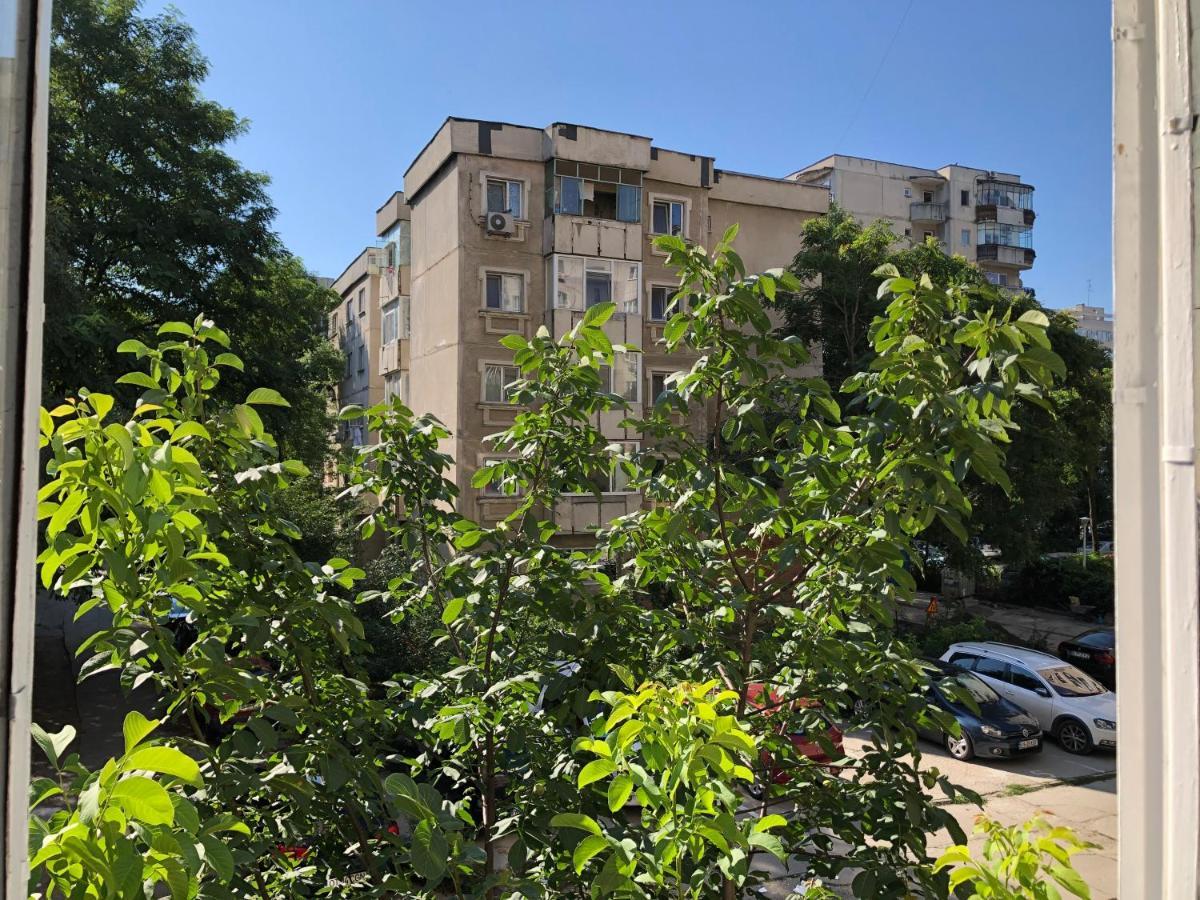 Le Garcon De Cristina-Simple,Quiet,Spacious Studio Bucharest Exterior photo